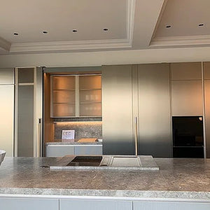 Wohnküche DADA HL6 Lack London Sky 3D Beige Massivholz Sunrise Oak Marmor Grau Inklusive E-Geräte