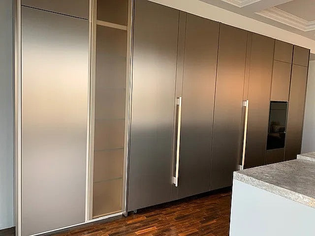 Wohnküche DADA HL6 Lack London Sky 3D Beige Massivholz Sunrise Oak Marmor Grau Inklusive E-Geräte