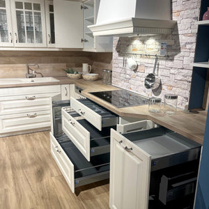 Landhausküche Castello Holzwerkstoff Magnolia Gewischt Weiß Inklusive E-Geräte