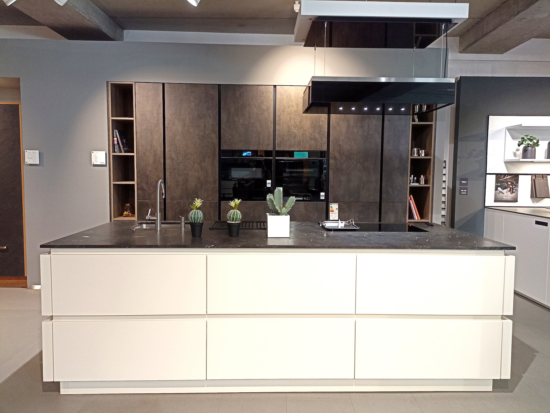 Beckermann Küche Lima Magnolie Und Concrete Black – KüchenFirst