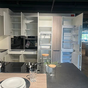Winkelküche Senso Weiß Akzente Holzdekor